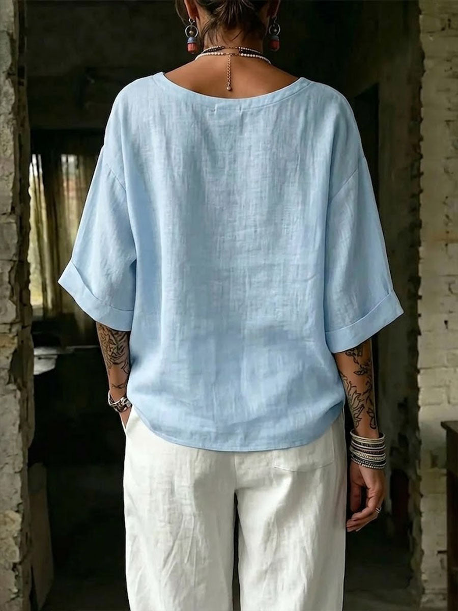 Dámská lněná halenka volného střihu s krátkým rukávem a oversized košile