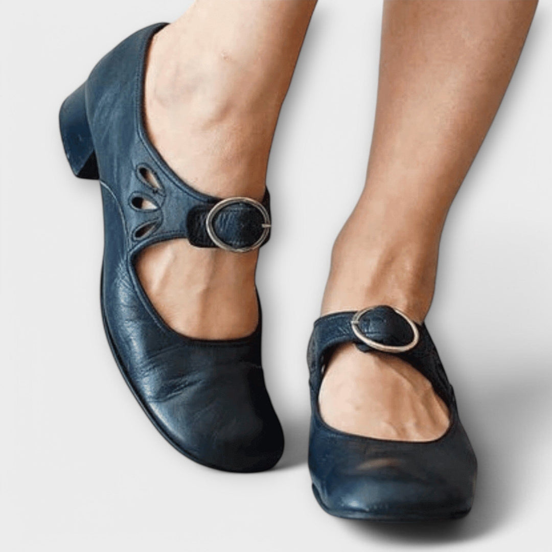 Leather Sandals Women's Elegant Comfort Cushioned Sole Summer Buckle Shoes
