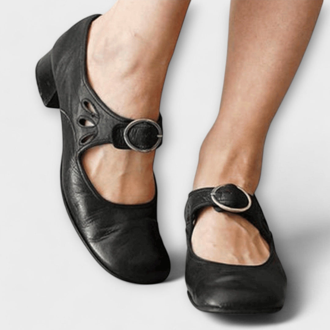 Leather Sandals Women's Elegant Comfort Cushioned Sole Summer Buckle Shoes