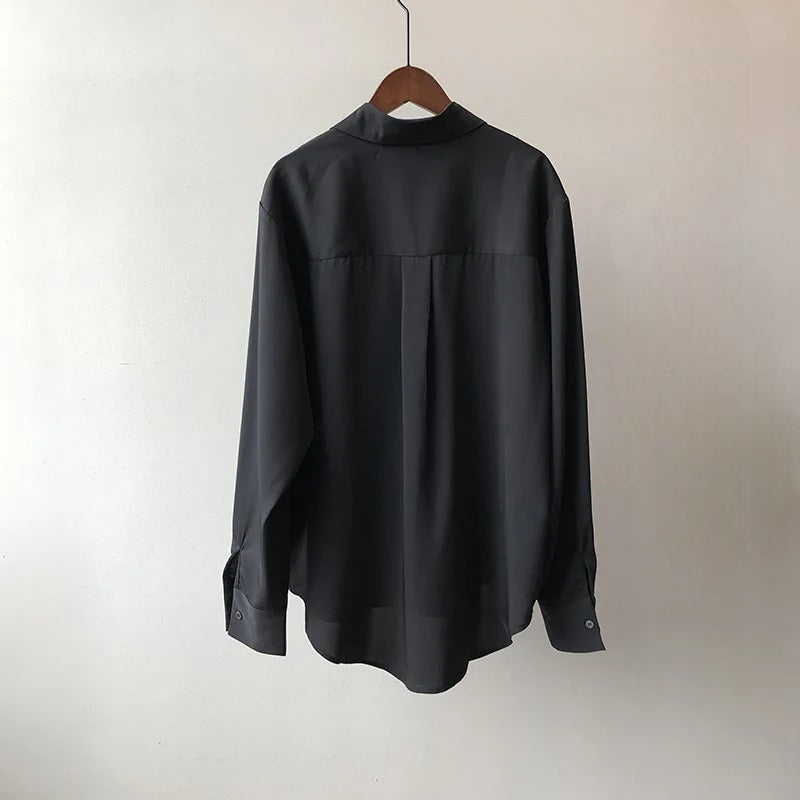 Γυναικείο oversized μεταξωτό πουκάμισο με μακριά μανίκια και κουμπιά