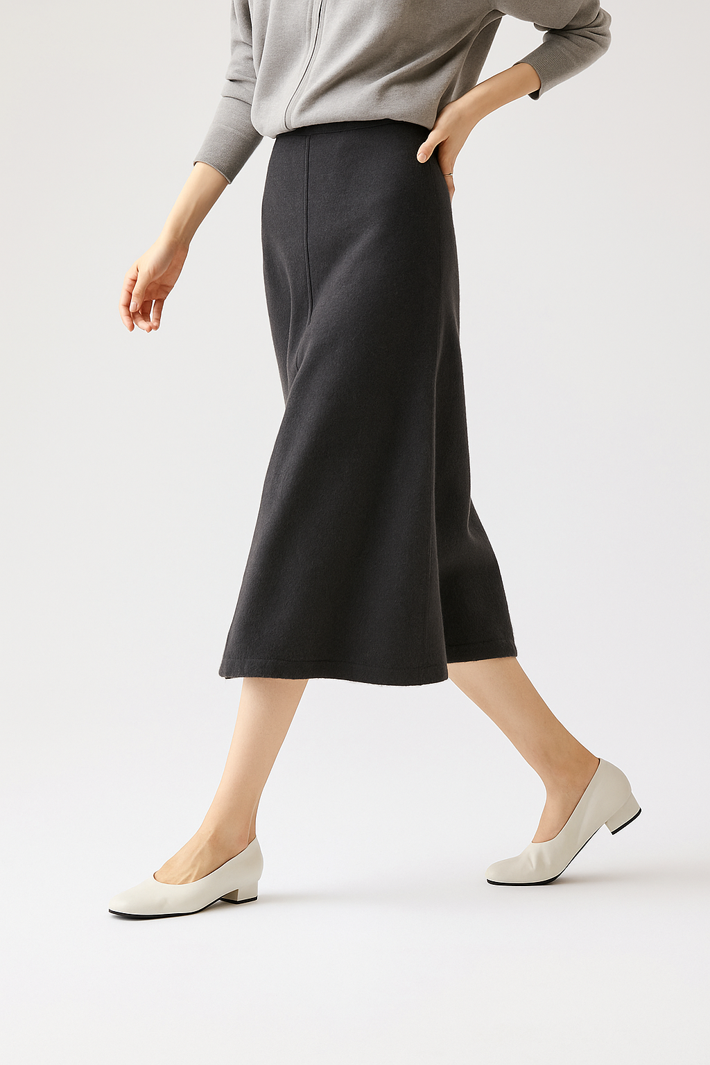 Women's Wool Knit Midi Skirt