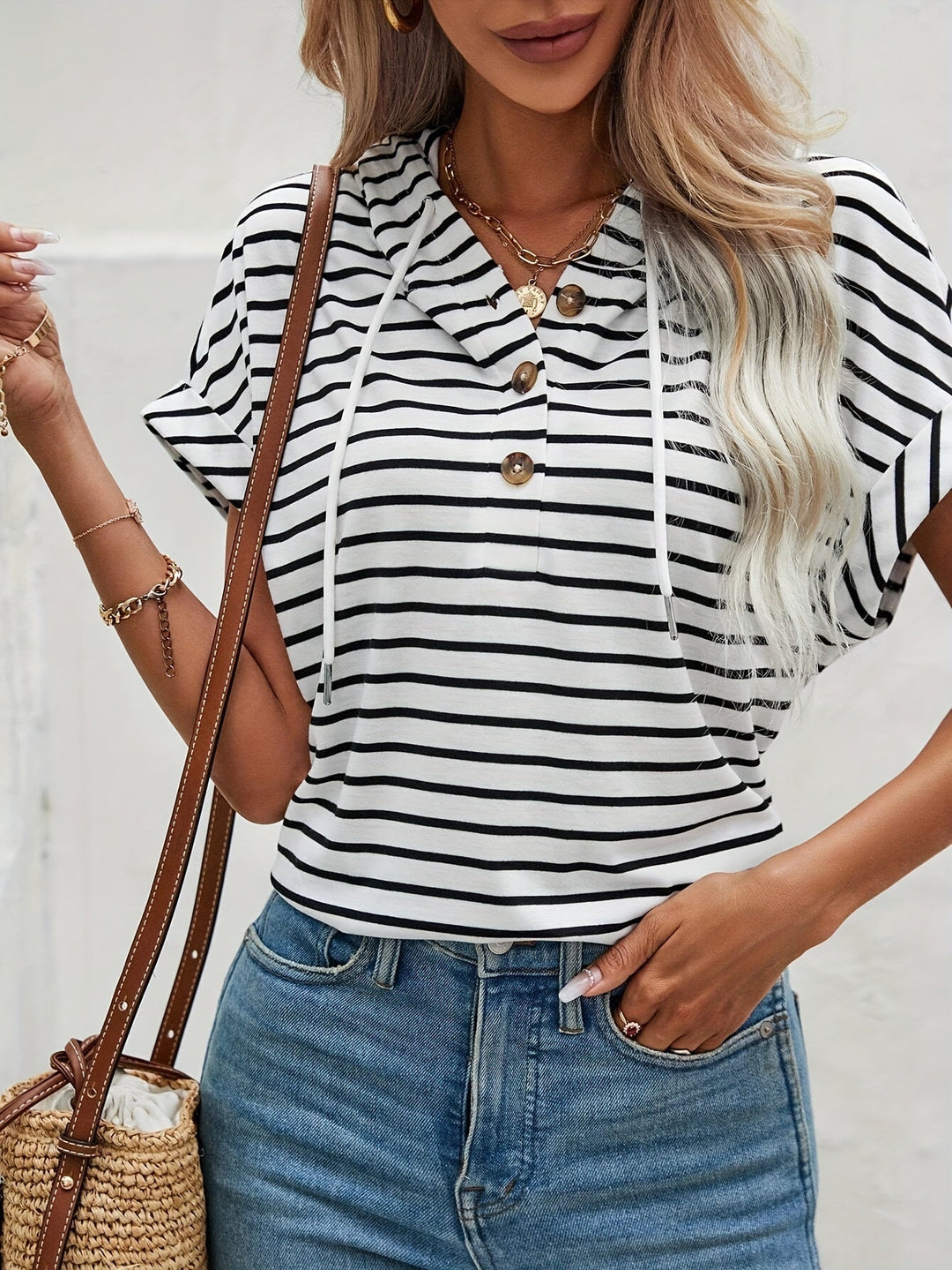 Women's Hoodie Knit Short Sleeve Top