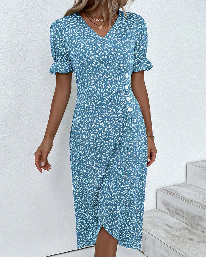 Robe femme en mousseline à manches courtes avec boutons décoratifs