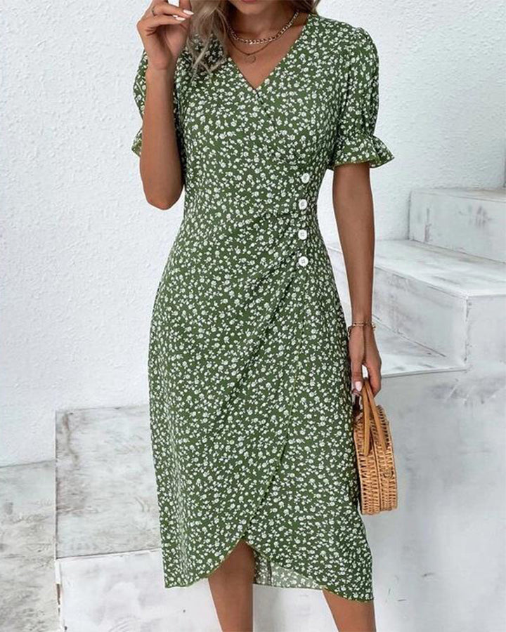 Robe femme en mousseline à manches courtes avec boutons décoratifs