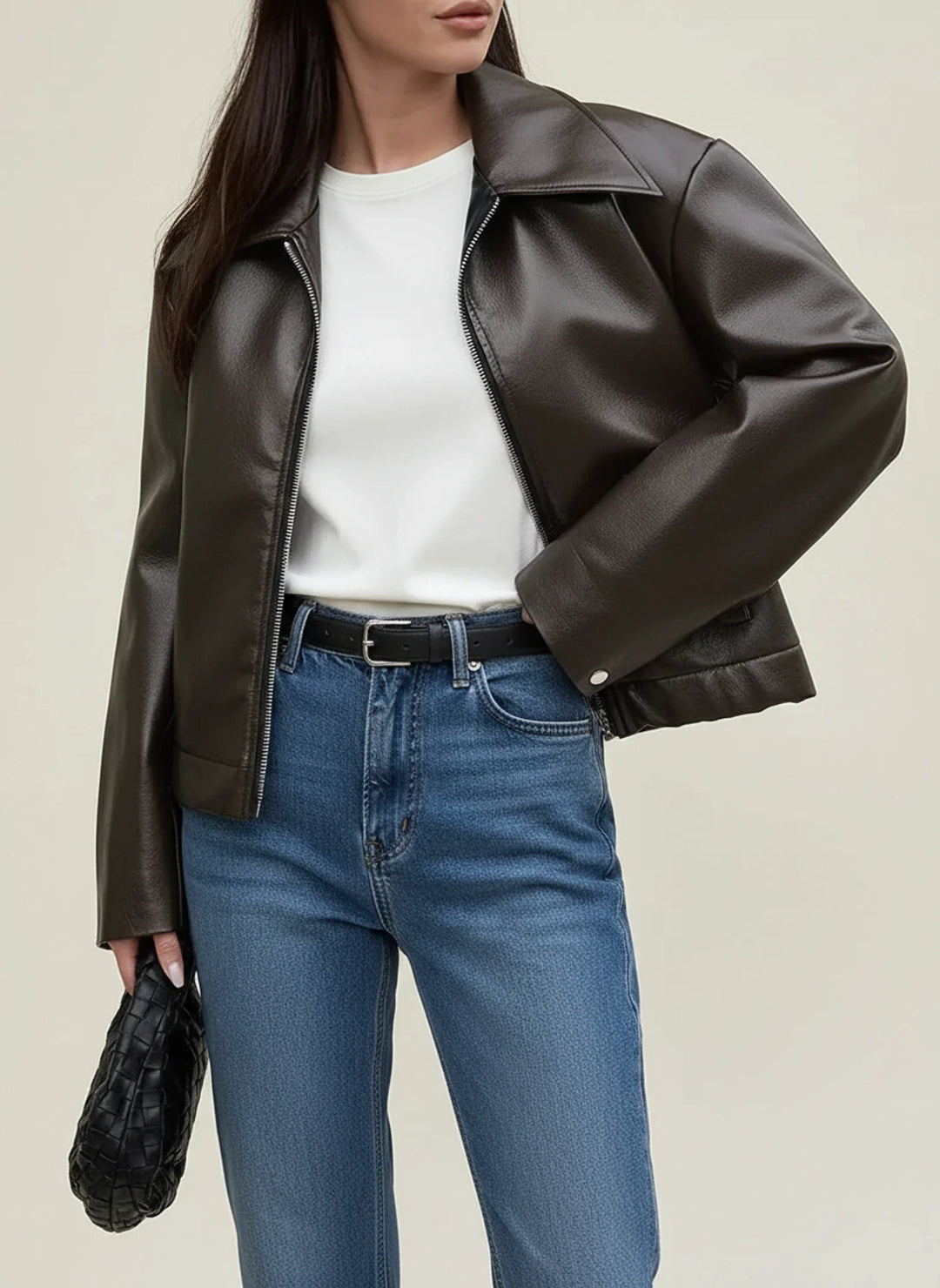 Dámská kožená bunda biker bomber s oversized střihem a zipem