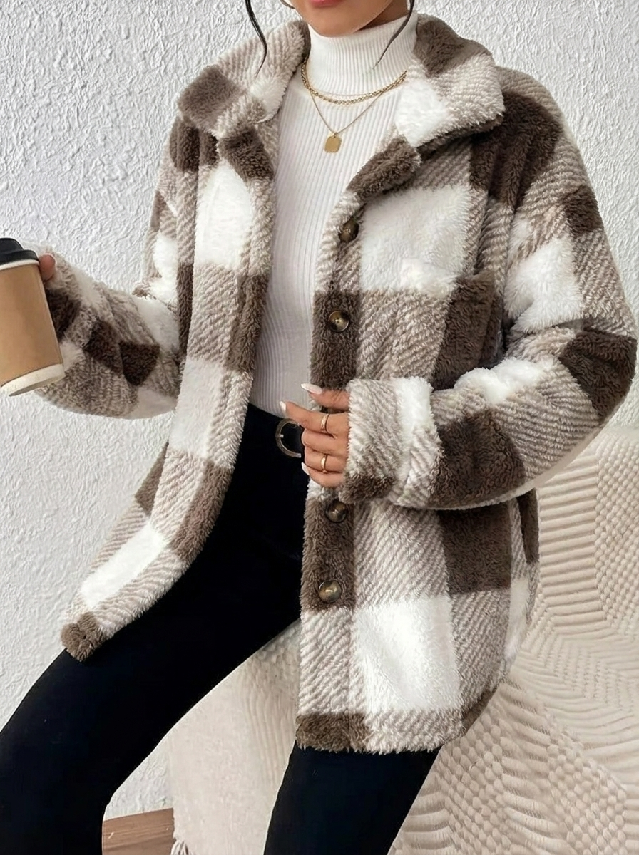 Dámská kostkovaná bunda Sherpa oversized typu shacket s plyšovým kožíškem